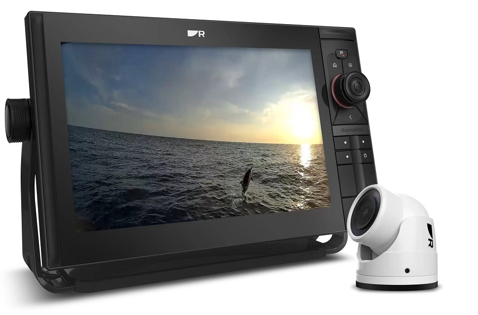 Raymarine: Release of the CAM400 compact marine IP camera